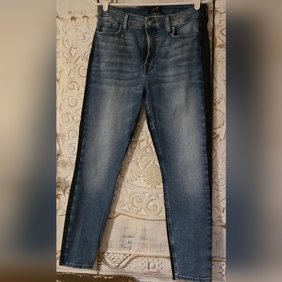 7 For All Mankind Women's High Rise Skinny Fit ankle Jean Front Black Back - Picture 5 of 8